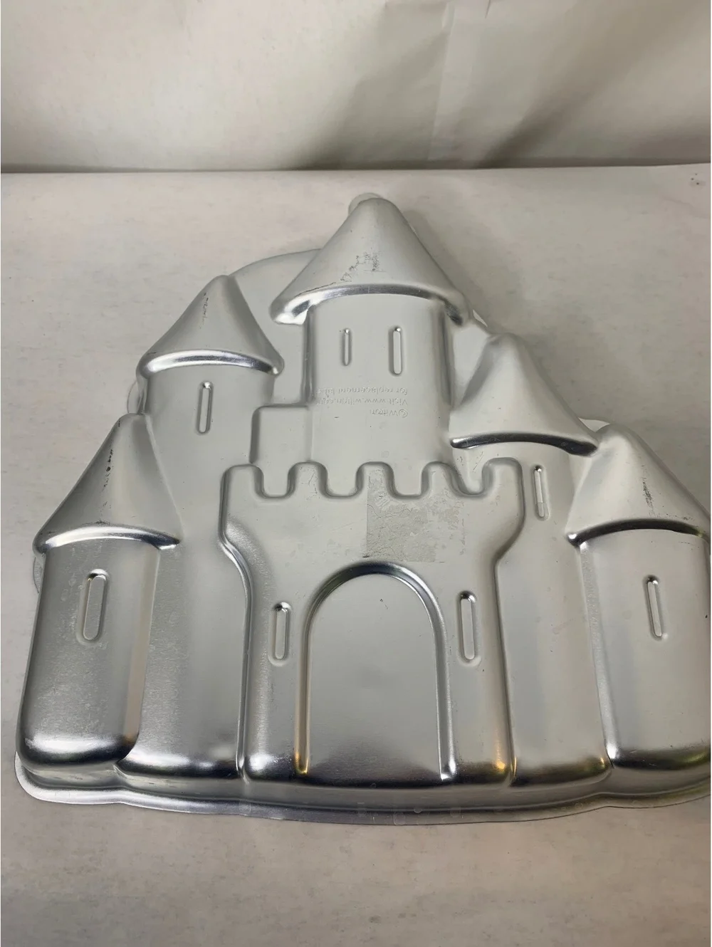 Wilton Castle Shaped Cake Pan Aluminum Baking Mold